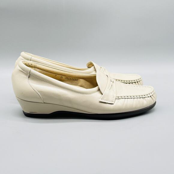 SAS Shoes Womens 7 Beige Leather Loafers Tripad Comfort Easier Wedge Slip On - Picture 3 of 10